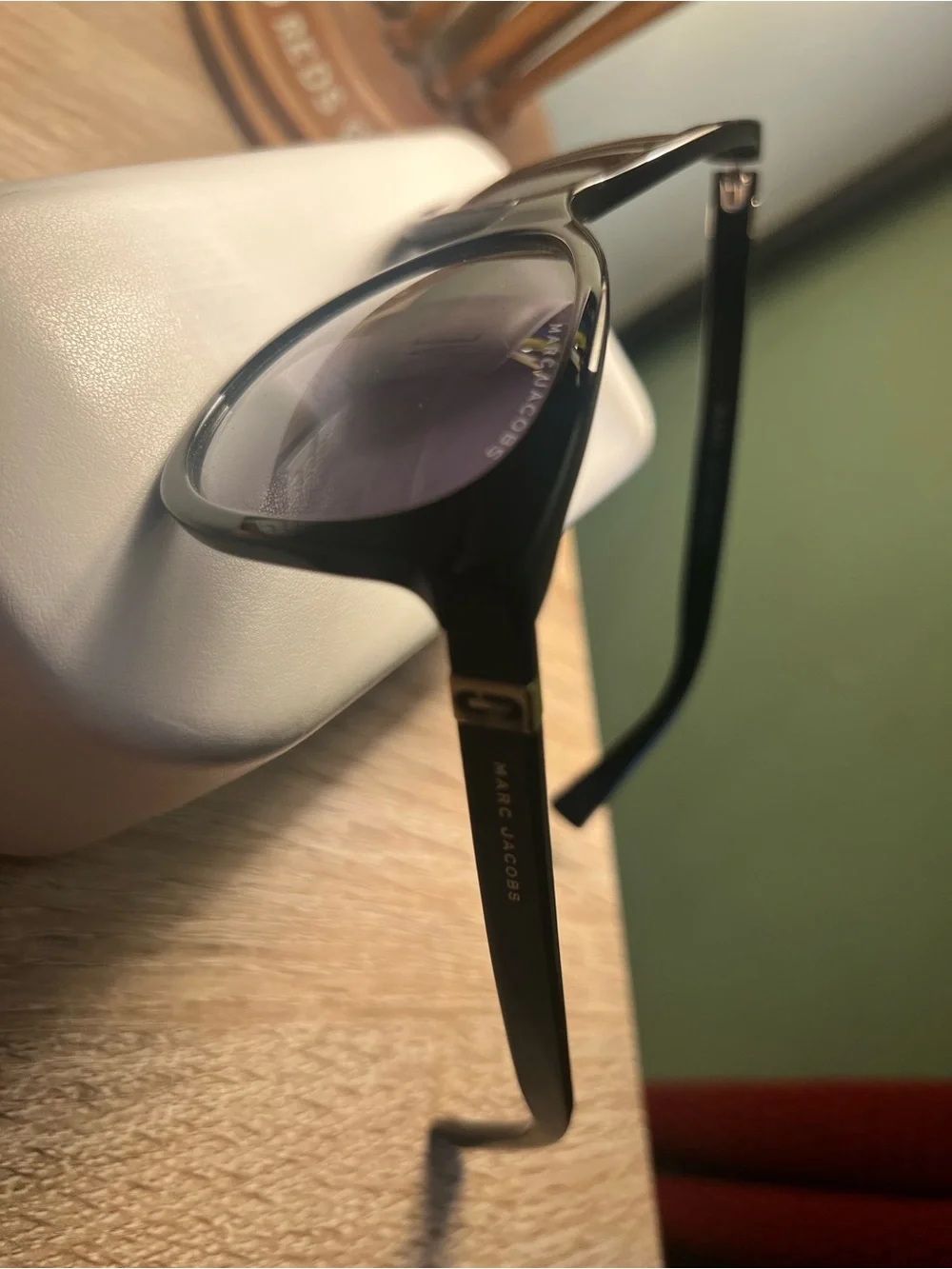 Marc Jacobs Black Cat-Eye Women's Sunglasses with Gray Lenses with case